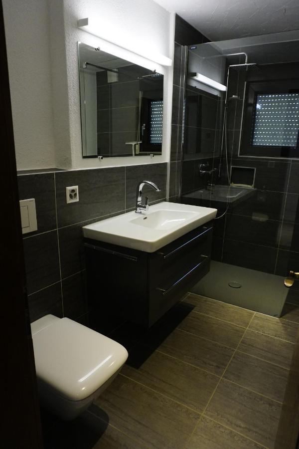 Aristella Apartment Saas-Almagell Bagian luar foto